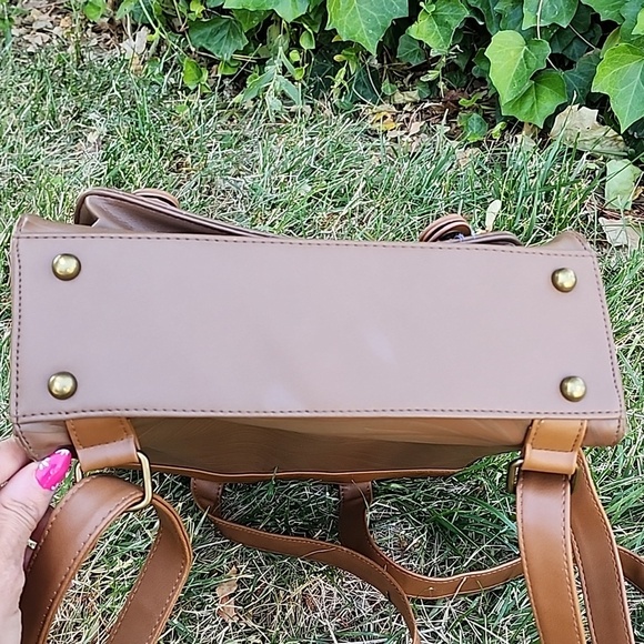 Rare Disney Loungefly Safari Backpack - Picture 12 of 17